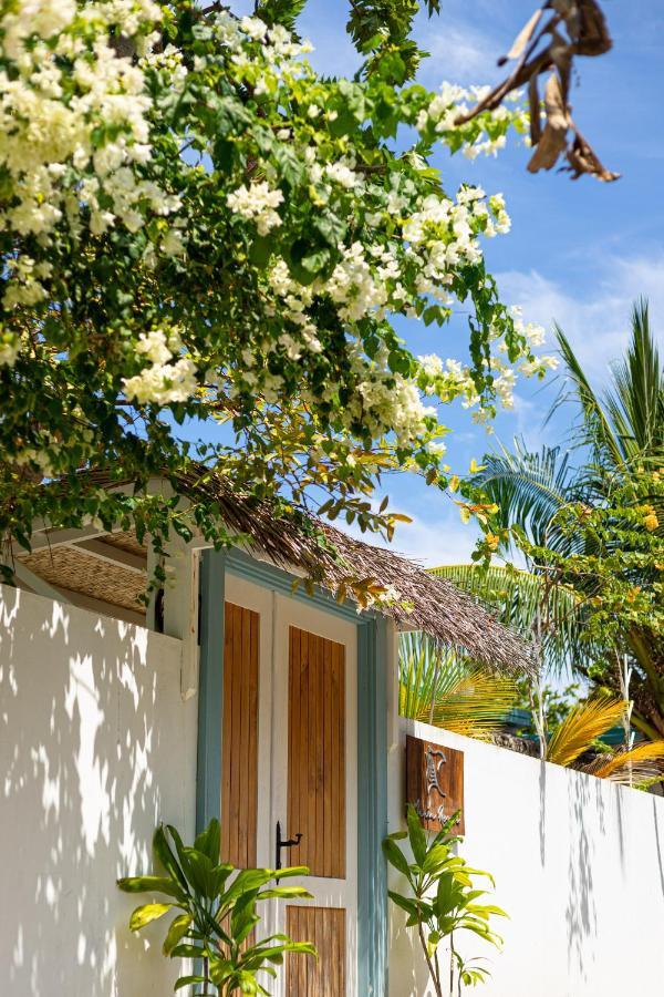 Manta Reserve Maalhos  Exterior photo